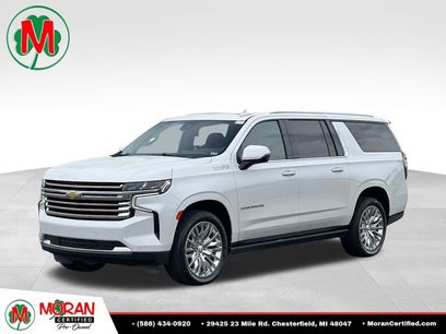 Used 2023 Chevrolet Suburban High Country w/ Premium Package 2