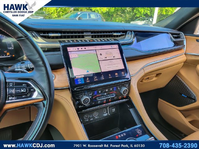 Used 2023 Jeep Grand Cherokee L Summit AWD/4WD image 22