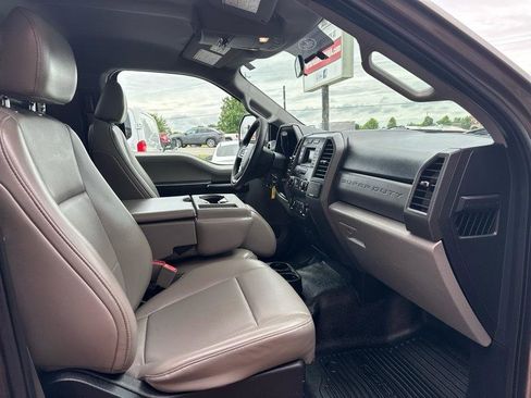 Used 2019 Ford F350 XL RWD image 4