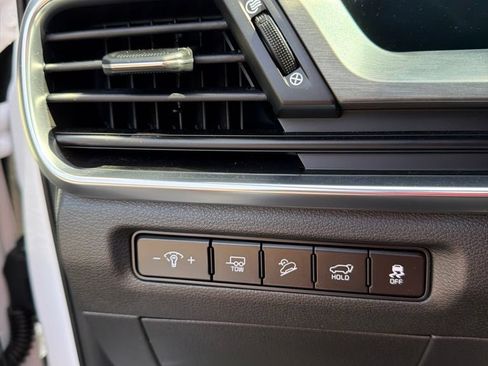 Certified 2025 Kia Telluride SX Prestige X-Line AWD/4WD image 18