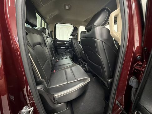 Used 2019 RAM 1500 Laramie AWD/4WD image 14