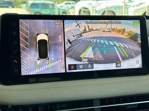 New 2026 INFINITI QX60 Luxe w/ Family Package image 16