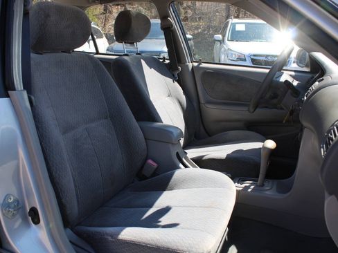 Used 2002 Toyota Corolla LE FWD image 29