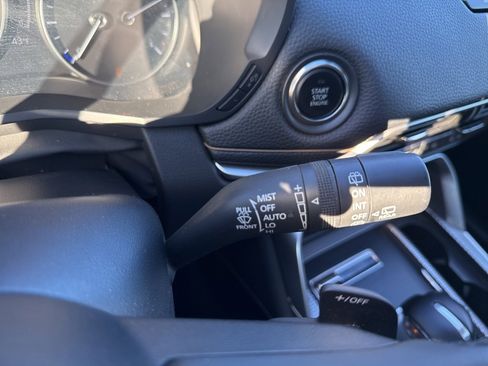 Certified 2024 MAZDA CX-90 3.3 Turbo w/ Preferred Package image 16