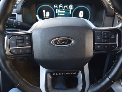 Certified 2022 Ford F150 Platinum w/ Equipment Group 701A High image 13