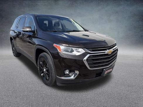 Used 2018 Chevrolet Traverse LT AWD/4WD image 4
