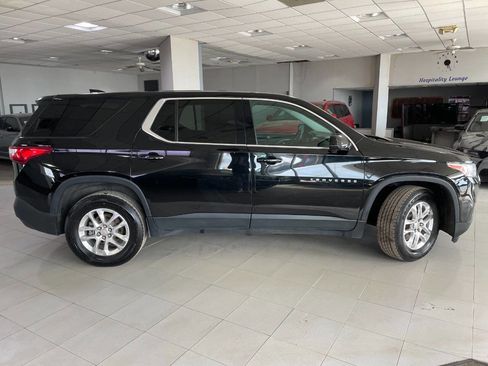 Used 2020 Chevrolet Traverse LS image 10