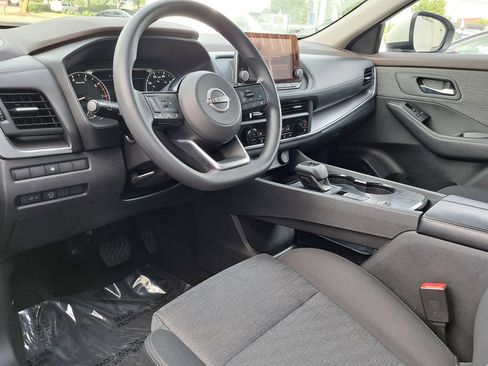 Used 2023 Nissan Rogue SV FWD image 7