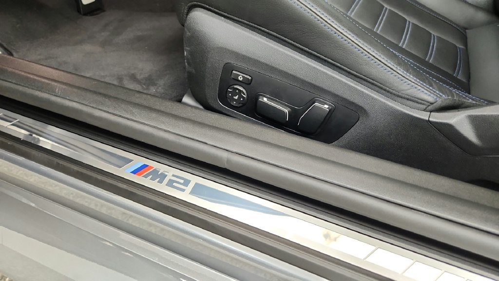 Used 2025 BMW M2 w/ Lighting Package RWD image 30