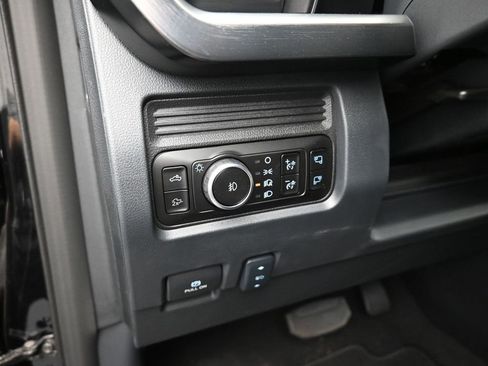 New 2025 Ford F350 Lariat w/ Lariat Ultimate Package image 13