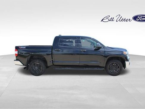 Used 2020 Toyota Tundra SR5 w/ SR5 Upgrade Package image 4