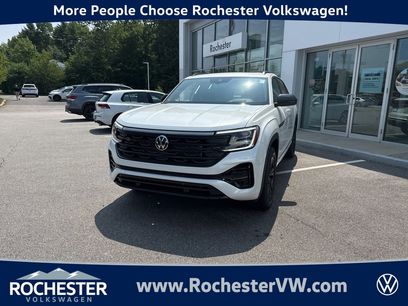 New 2025 Volkswagen Atlas Cross Sport SEL R-Line