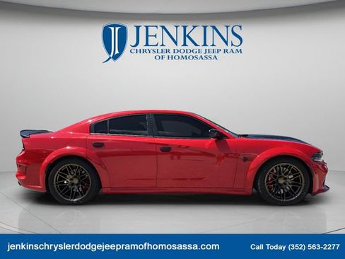 Used 2023 Dodge Charger SRT Hellcat w/ Harman/Kardon Audio Group RWD image 3
