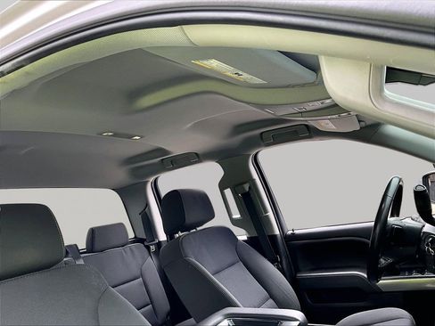 Used 2019 Chevrolet Silverado 1500 LT w/ All Star Edition image 19