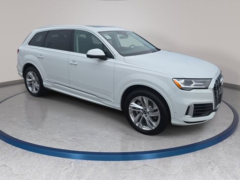 Used 2022 Audi Q7 3.0T Premium Plus AWD/4WD image 3
