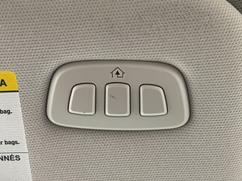 Used 2025 Lincoln Aviator Reserve w/ Equipment Group 201A AWD/4WD image 36