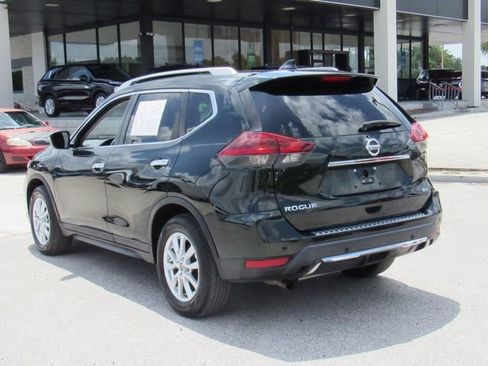Used 2020 Nissan Rogue SV FWD image 6