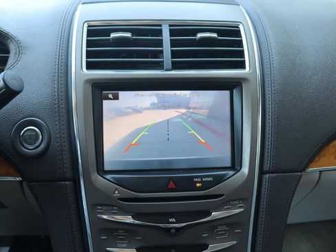 Used 2015 Lincoln MKX FWD w/ Equipment Group 102A image 37