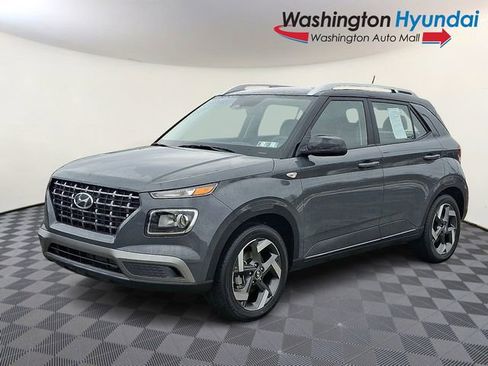 Certified 2026 Hyundai Venue SEL FWD image 3
