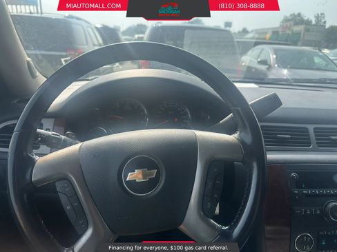 Used 2013 Chevrolet Suburban LT AWD/4WD image 14