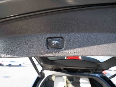 Used 2015 Ford Explorer XLT w/ Equipment Group 202A image 29