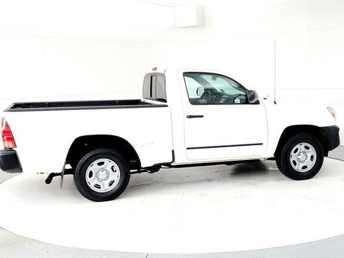 Used 2014 Toyota Tacoma 2WD Regular Cab image 6