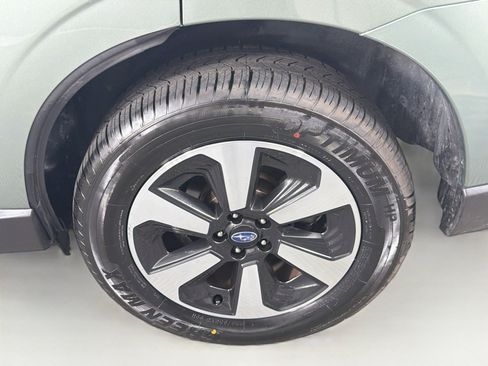 Used 2017 Subaru Forester 2.5i w/ Alloy Wheel Package AWD/4WD image 11