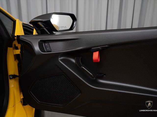Used 2023 Lamborghini Huracan STO RWD image 43
