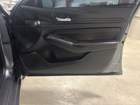 Used 2021 Nissan Altima 2.5 SR image 7