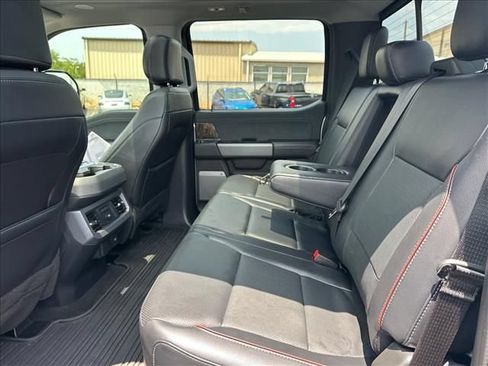 Used 2024 Ford F250 Lariat w/ Lariat Ultimate Package AWD/4WD image 20