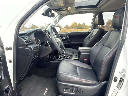 Used 2020 Toyota 4Runner TRD Off-Road Premium image 21