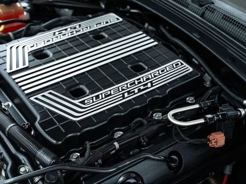 Used 2018 Chevrolet Camaro ZL1 RWD image 37