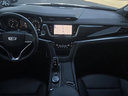 Used 2025 Cadillac XT6 Sport w/ Technology Package AWD/4WD image 12