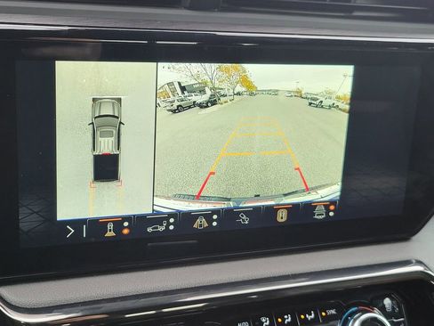 Used 2024 GMC Sierra 1500 AT4 w/ AT4 Preferred Package image 30