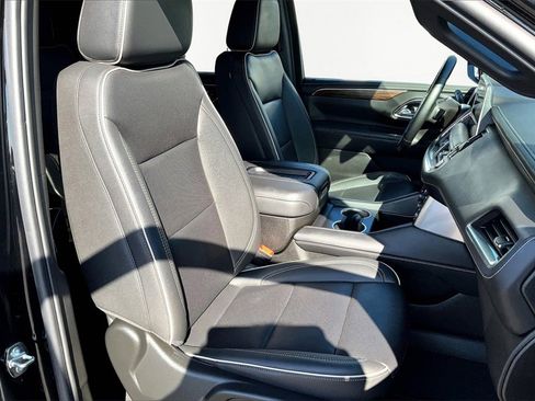 Used 2024 Chevrolet Tahoe Premier image 7