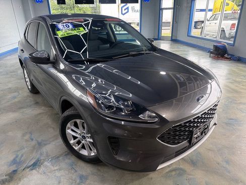 Used 2020 Ford Escape SE AWD/4WD image 4