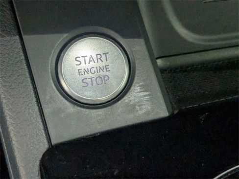 Used 2023 Audi A5 2.0T Premium image 25