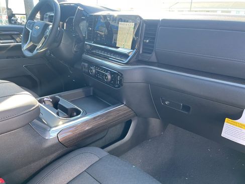 New 2026 Chevrolet Silverado 2500 LT w/ Z71 Chrome Sport Edition image 27