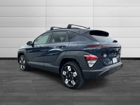 Used 2024 Hyundai Kona SEL AWD/4WD image 5