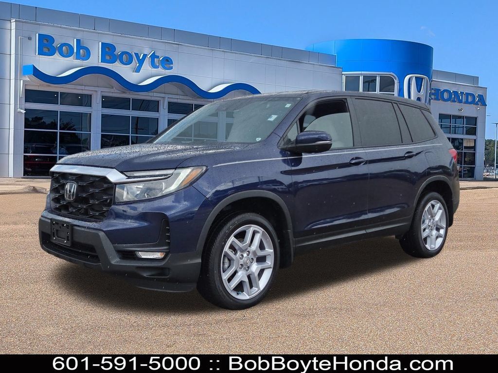 Certified 2025 Honda Passport EX-L image 1