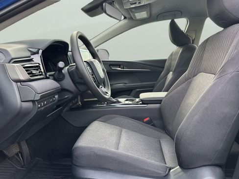 Used 2026 Toyota Camry LE w/ Convenience Package image 13