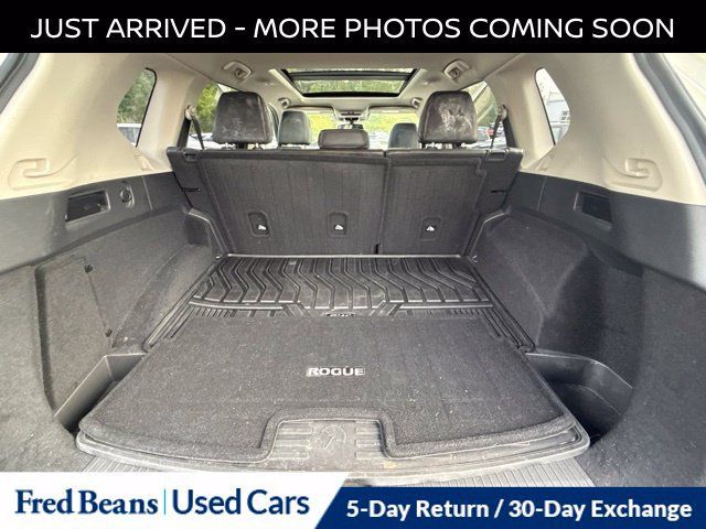 Certified 2021 Nissan Rogue Platinum AWD/4WD image 8