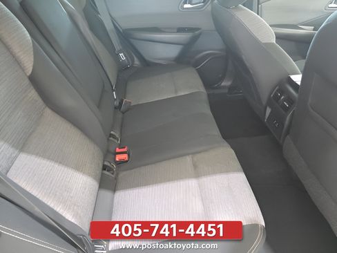 Used 2021 Nissan Rogue SV AWD/4WD image 27