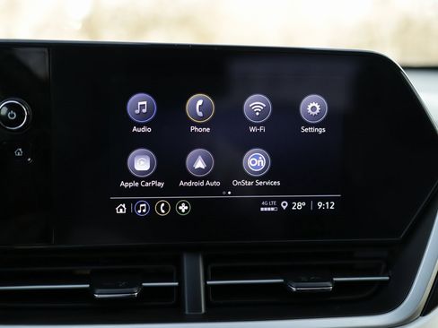 Used 2024 Chevrolet Trax LS w/ LS Convenience Package image 13