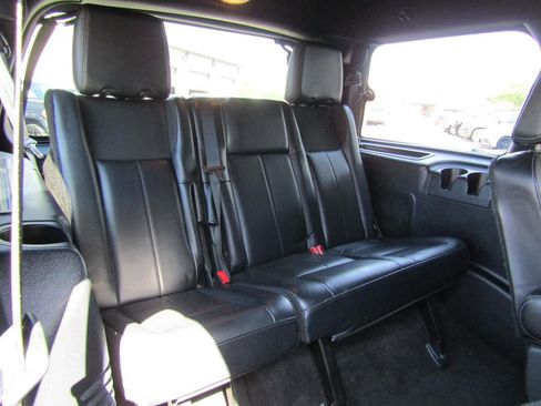 Used 2015 Ford Expedition Platinum image 15