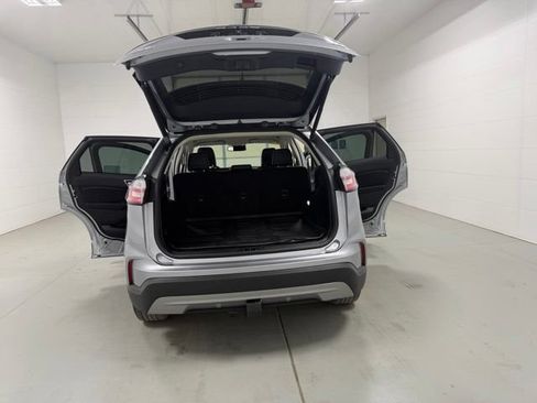 Used 2022 Ford Edge SEL w/ Convenience Package AWD/4WD image 13