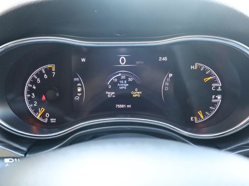 Used 2020 Jeep Grand Cherokee Limited AWD/4WD image 24