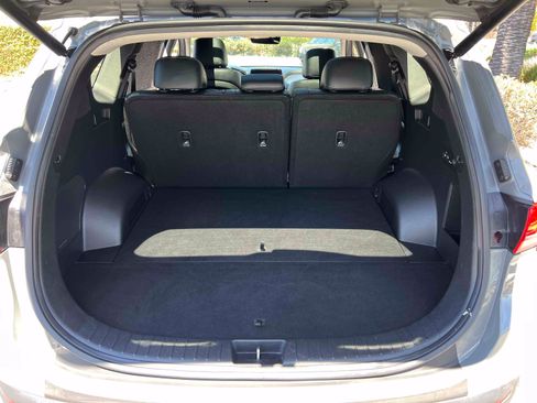 Used 2022 Hyundai Santa Fe SEL w/ Convenience + Premium Package FWD image 23
