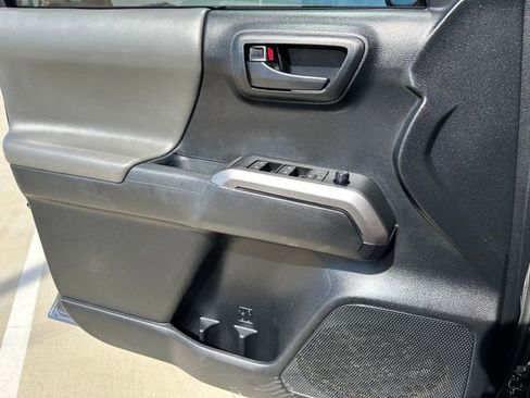 Used 2021 Toyota Tacoma SR5 image 23