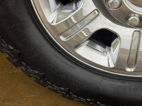 Used 2015 Ford F250 Lariat w/ Lariat Ultimate Package image 59